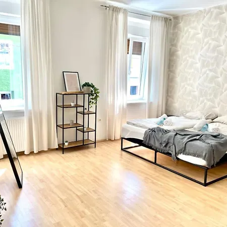 Noor - Comfy - Self Check-in Apartment