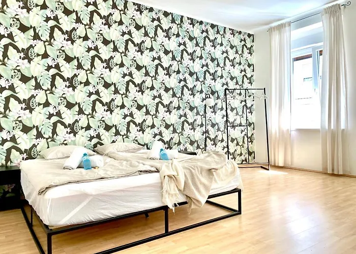 Comfy - Self Check-in * גראץ